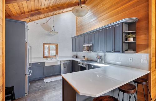 Black Butte Ranch House | Basecamp Lodge at Black Butte