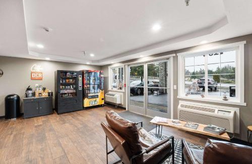 Puyallup Hotel | Basecamp Puyallup a Travelodge by Wyndham