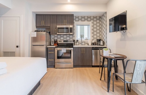 Revelstoke Hotel | Basecamp Resorts Revelstoke