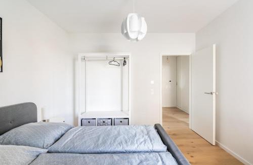 Huningue Apartment | Basel-Tram 8-Tristate-Bridge-Riverview