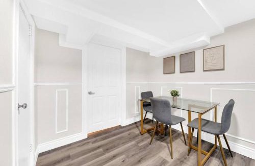 Windsor Apartment | Basement Apartment in south Windsor