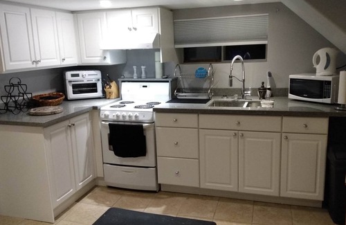 East Windsor Apartment | Basement Apartment With Private Laundry
