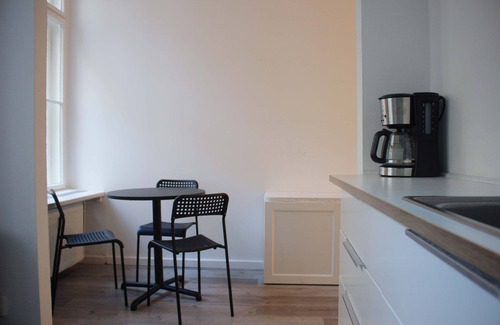 Friedrichshain-Kreuzberg Apartment | Basic Room in Berlin-Kreuzberg 3