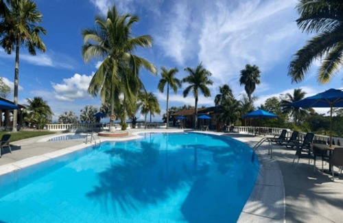 Puerto Triunfo Hotel | Basica Triple