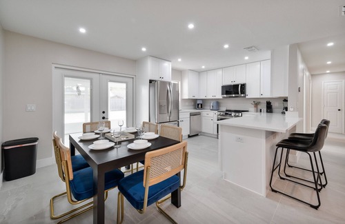 Saint Cloud House | Basketball + Firepit + 20mi to Disney + in dwtn!