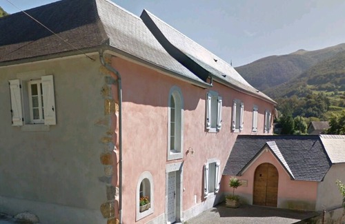 Sainte-Engrace House | Basque house with swimming pool in Sainte Engrace