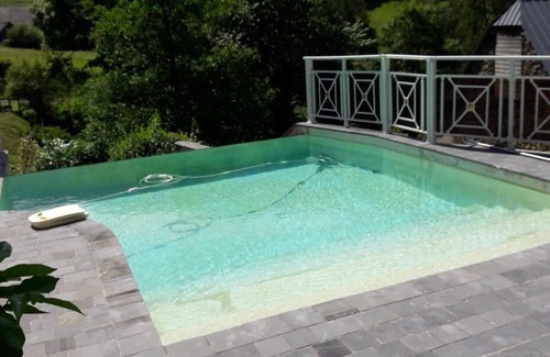 Sainte-Engrace House | Basque house with swimming pool in Sainte Engrace