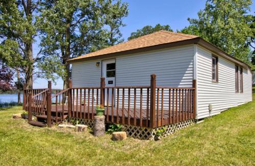 Clitherall House | Bass Cabin at Spitzer Lake and Waterfront Views
