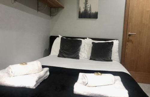 Southampton House | Bassett Home - Double Room And Free Parking
