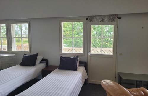 Finstrom Hotel | Bastö Hotell & Konferens