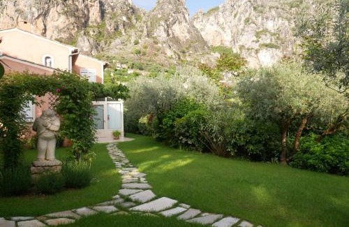 Moustiers-Sainte-Marie Bed & Breakfast | Bastide des Oliviers
