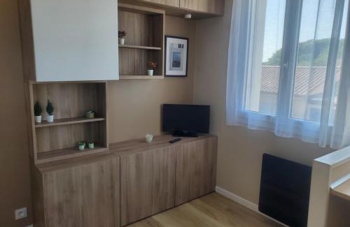 Saintes Apartment | Bastille 2