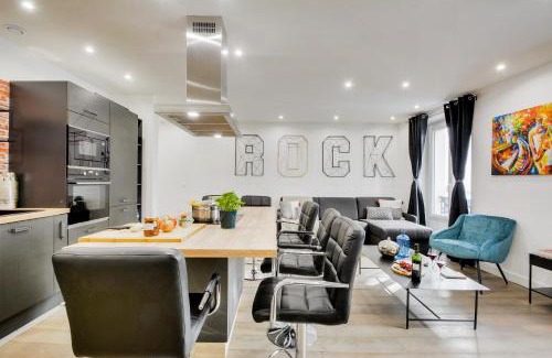 Quartier de la Roquette Apartment | BASTILLE/LE MARAIS-LUXURIOUS 3 rooms flat