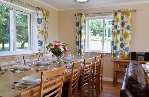 Arnold House | Baswick Steer
