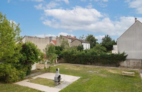 Drancy Apartment | BAT F2 JARDIN AVEC TERRASSE