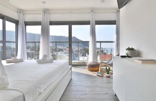 Haifa Apartment | Bat-Galim Beach Apartment