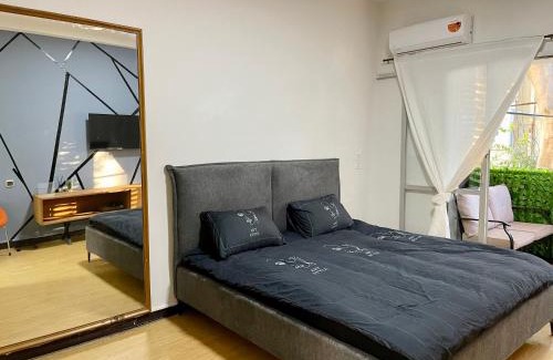 Haifa Apartment | Bat Galim - Mirror Apartment by the beach