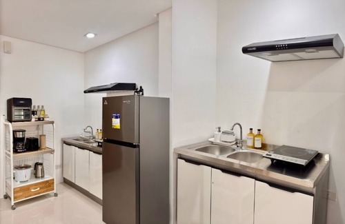 Batangas City Condo | Batangas City Staycation - Furnished Condo w/Pool, WiFi, Parking – Pontefino