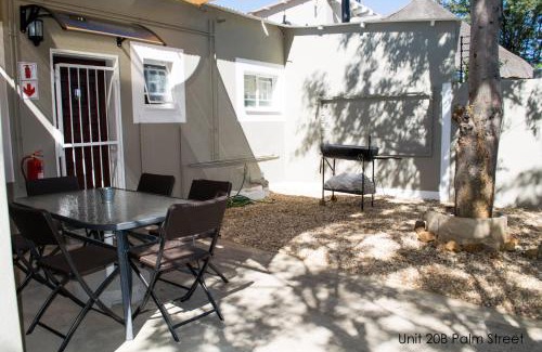 Windhoek Apartment | Bateleur Self Catering cc