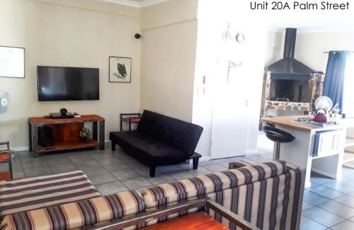 Windhoek Apartment | Bateleur Self Catering cc