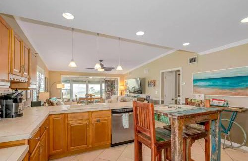 O'byrne House | Bathing Suit Beach Bungalow