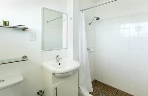 Bathurst Apartment | Bathurst Studio Apartments