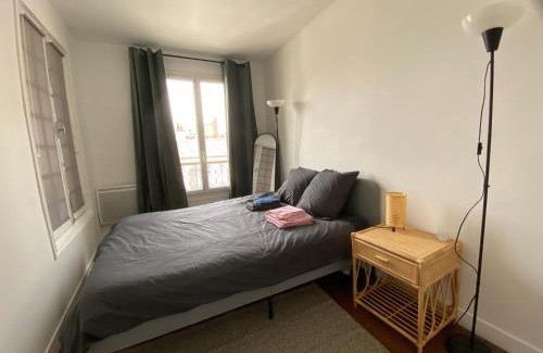 Epinettes Apartment | Batignolles toits de paris