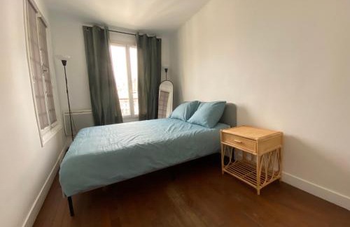 Epinettes Apartment | Batignolles toits de paris