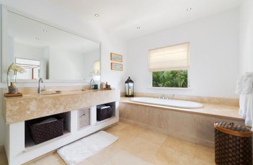 Mullins House | Battaleys Mews 22