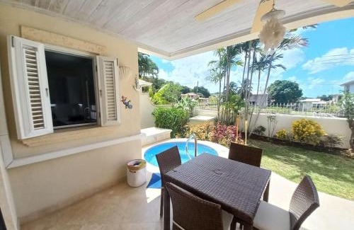 Little Battaleys House | Battaleys Mews modern 3 bed with plunge pool