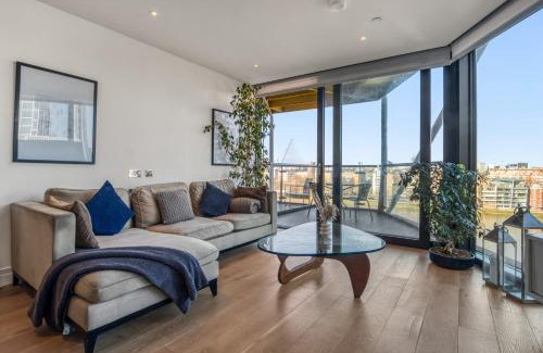 Nine Elms Apartment | Battersea Power Station 2BR 2BA River View