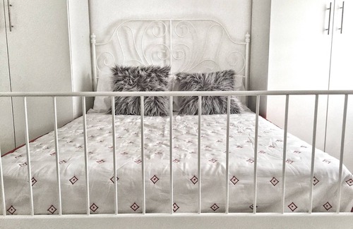 Kuala Lumpur Bed & Breakfast | Batu Caves Small Cozy Room for Traveller