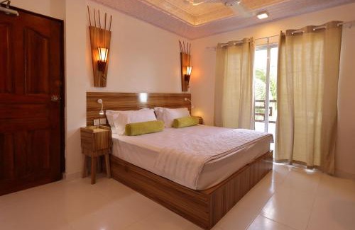 Thulusdhoo Island House | Batuta Maldives Fourson