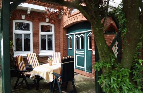 Detern Apartment | Bauernhaus 2 Wohnung - Ferienhof Am Birkensee, 55125