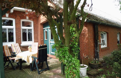 Detern Apartment | Bauernhaus 2 Wohnung - Ferienhof Am Birkensee, 55125