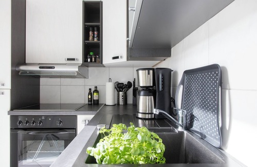 Gera Apartment | Bauhaus Design-luxus-apartment, im 20er Jahre Stil, +garten