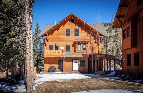 Taos Ski Valley House | Bavarian Chalet 2 - Bavarian-inspired chalet with stylish decor and easy ski acc