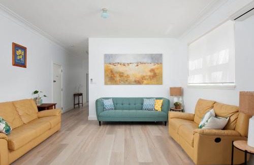 Salamander Bay Villa | Bay Beach at Salamander Bay