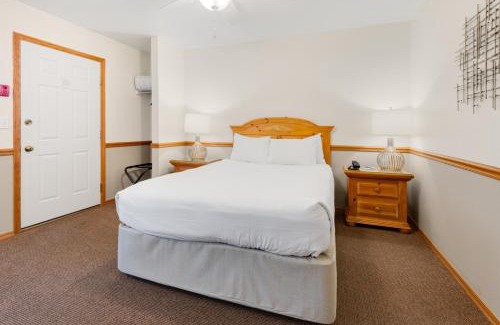 Ephraim Hotel | Bay Breeze Resort