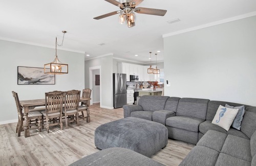 Fort Morgan Pines House | Bay Dreams - Pet-Friendly Bay Home
