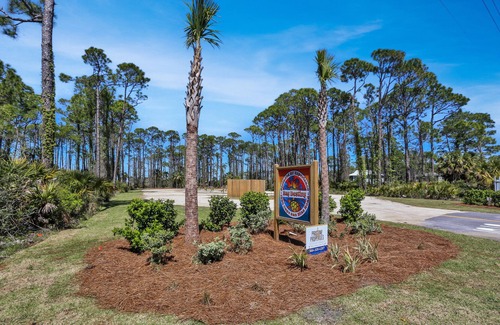 Cape San Blas RV Rental | Bay Front Cape San Blas RV Site ~ Bay Destiny Lot 3
