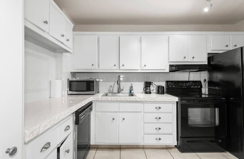 Bay Harbor Islands Apartment | Bay Harbor Sunset Apt 3A