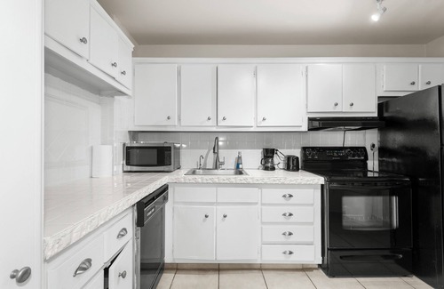 Bay Harbor Islands Apartment | Bay Harbor Sunset Apt 3A