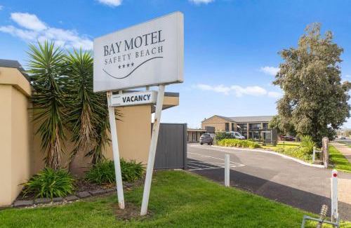 Safety Beach Hotel | Bay Motel Safety Beach