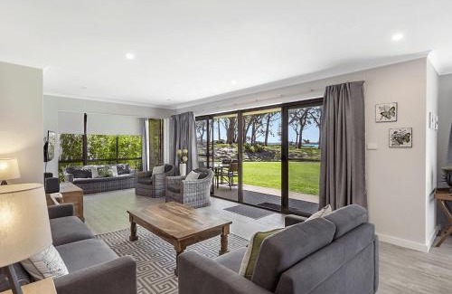Nelson Bay Apartment | Bay Parklands, 19 2 Gowrie Avenue - ground floor unit with water views & Wifi