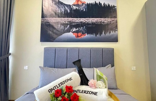 Central District Apartment | Bay Point, Wave Staycation by HomestayJB