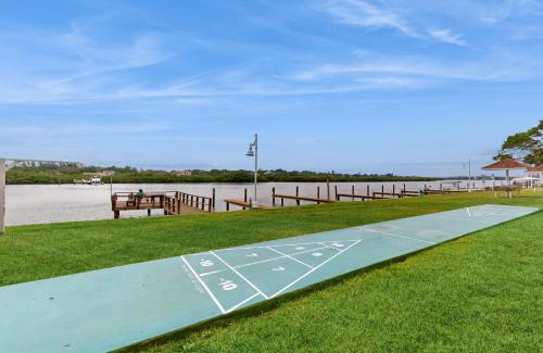 Indian Shores Apartment | Bay Shores 417