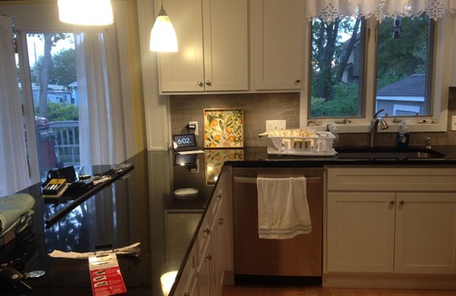 Warwick House | Bay Views, 4th house from the Beach and Wonderful Sea Breezes!