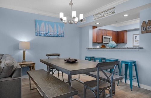 Fort Walton Beach Condo | 🌅Bay Views~Lazy River~Wlk2Bch~3BR Heron 507-A Wave From It All