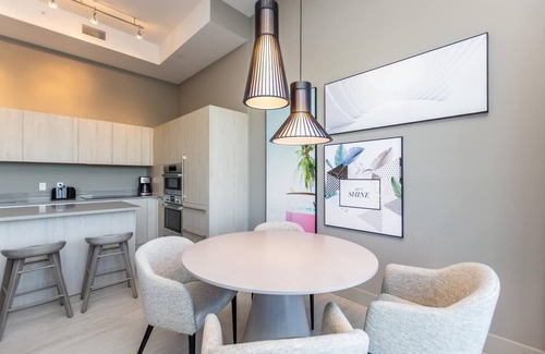 Seybold Apartment | Bay views, luxury finishes, and coastal chic in this 1-bedroom heaven